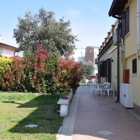 Albergo Trattoria Fioravante Peschiera del Garda Buitenkant foto