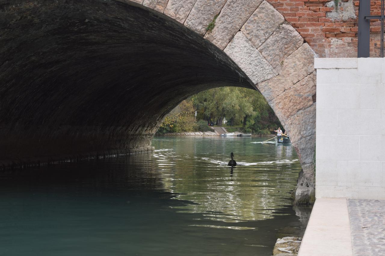 Albergo Trattoria Fioravante Peschiera del Garda Buitenkant foto